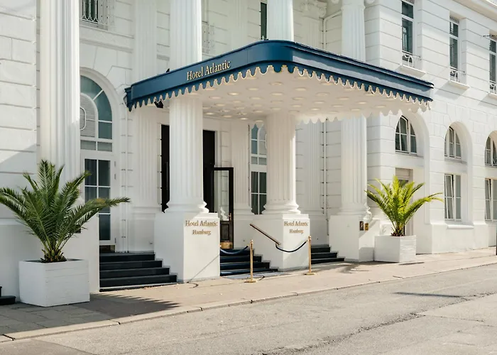 Atlantic Hamburg, Autograph CollectionSporthotels